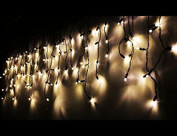 Эл.гирлянда уличная БАХРОМА чер.пр ТЕП.БЕЛЫЙ 3*0,6м 1/20